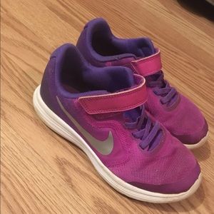 Nike shoes